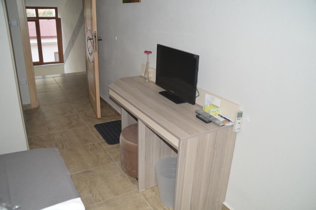 Hotel Hugo Altınoluk Szoba fotó