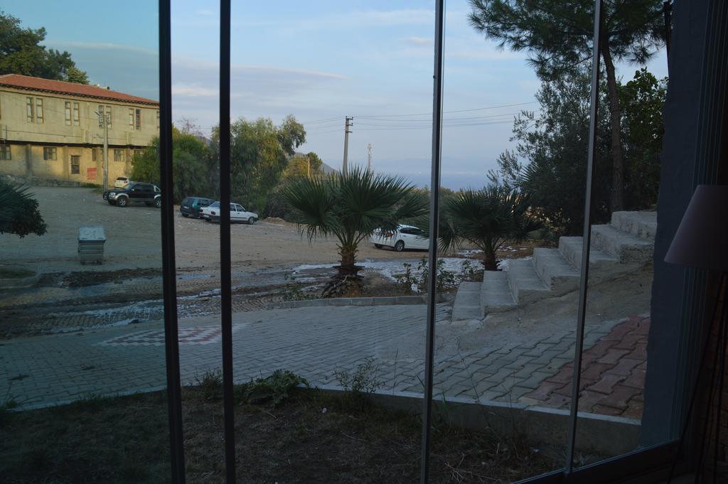 Hotel Hugo Altınoluk Kültér fotó